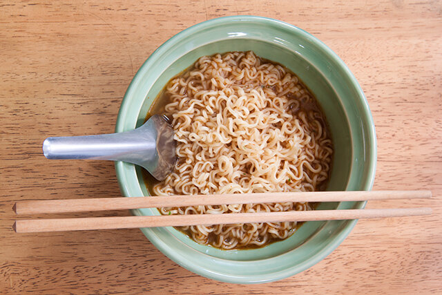 インスタント食品には酵素が含まれない