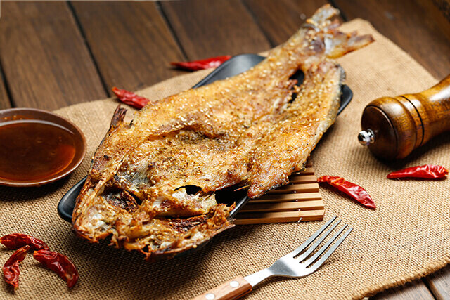 1週間に食べる魚は200g~300g